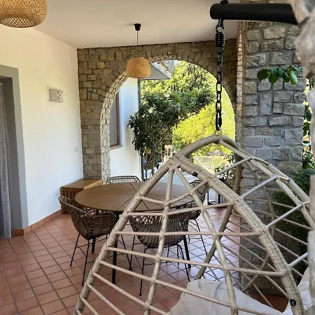 Mareluna, Mare A Pochi Passi E Doppi Servizi Villa Pisciotta