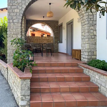 Villa Mareluna, Mare A Pochi Passi E Doppi Servizi *