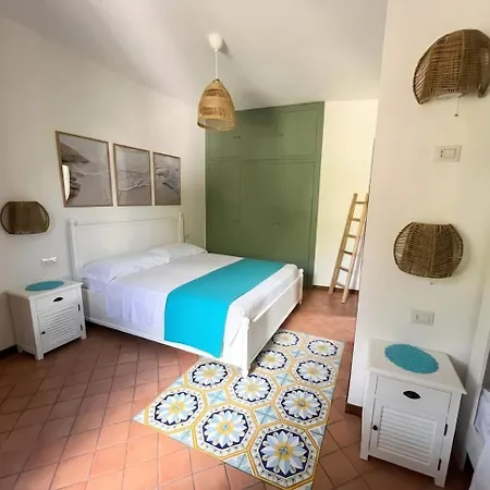 Villa Mareluna, Mare A Pochi Passi E Doppi Servizi